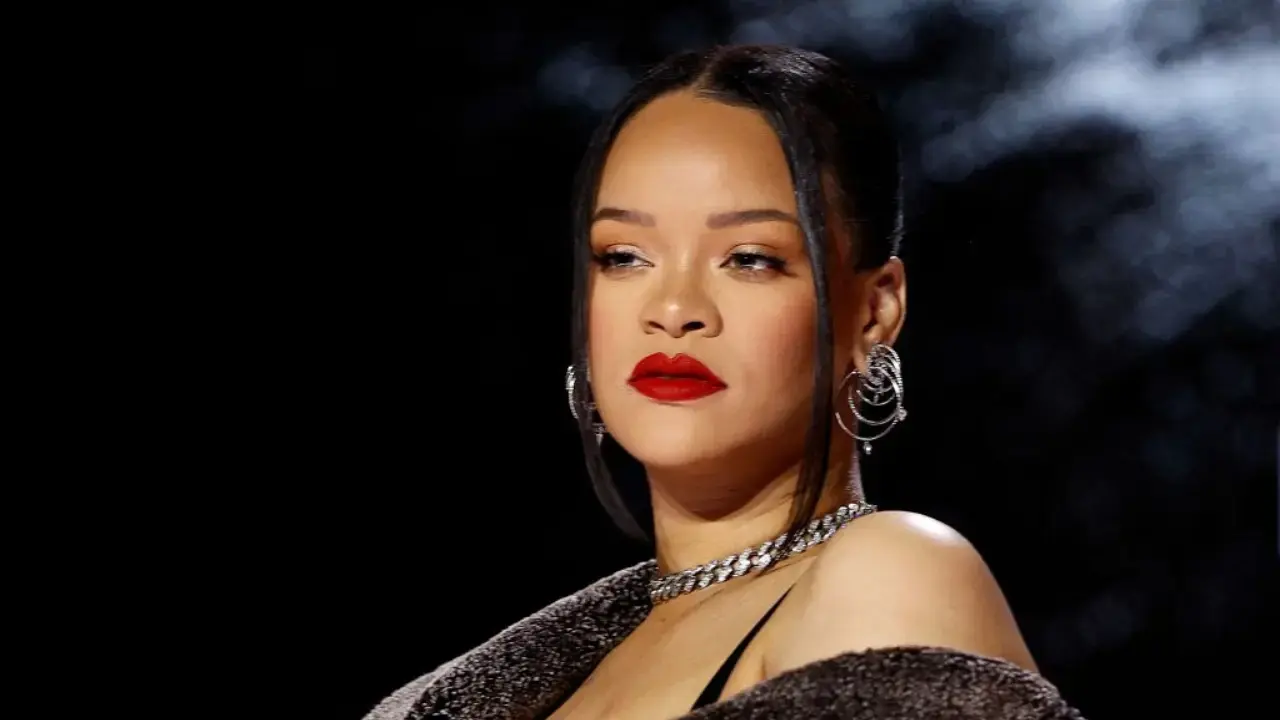 Multiple shots were reportedly fired at singer Rihanna's Beverly Hills mansion on Sunday, for which a 30-year-old woman was arrested. Read full story here